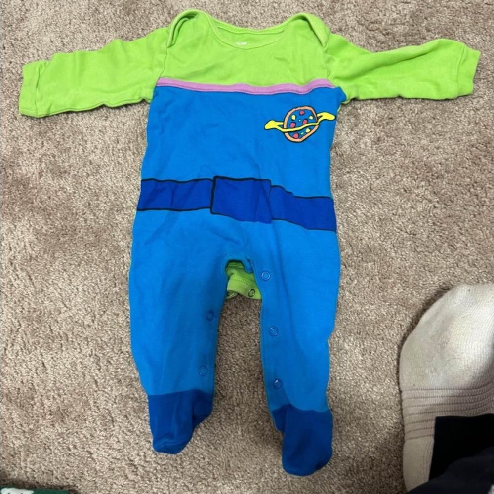 Disney alien outfit costume